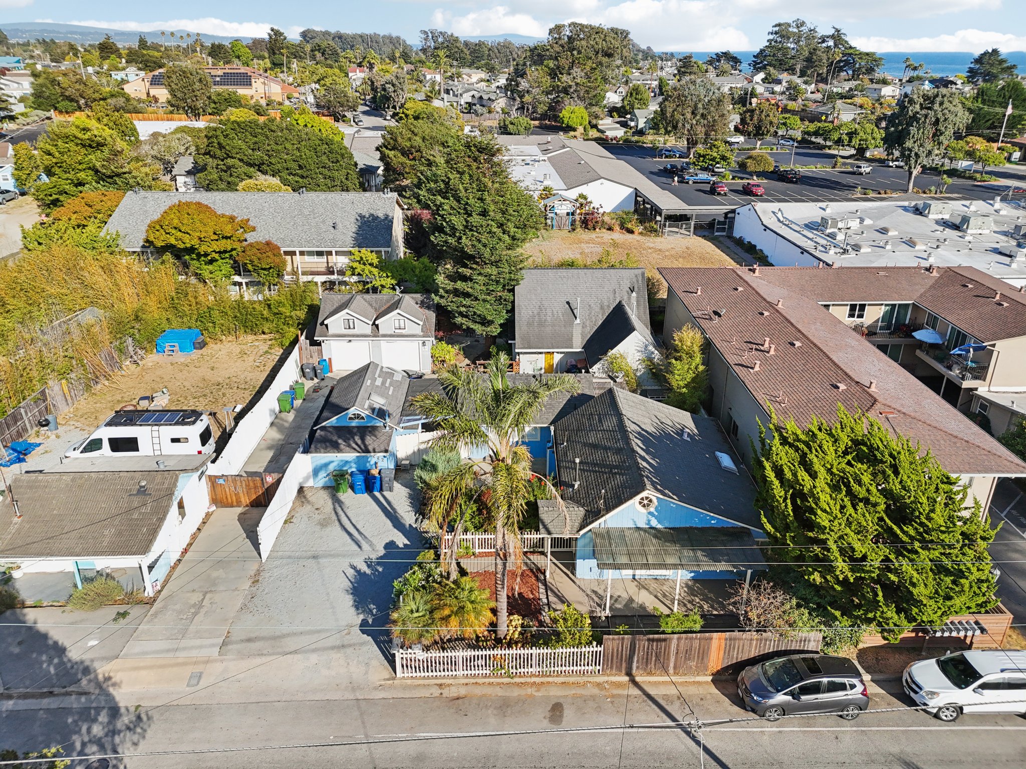 14th Ave-L2308-057.jpg