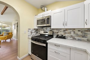14th Ave-L2308-015.jpg