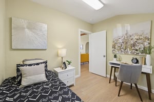 14th Ave-L2308-018.jpg