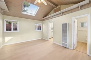 14th Ave-L2308-023.jpg