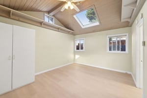 14th Ave-L2308-025.jpg