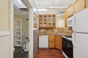 14th Ave-L2308-036.jpg