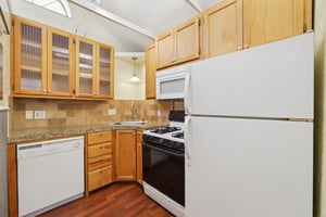 14th Ave-L2308-037.jpg