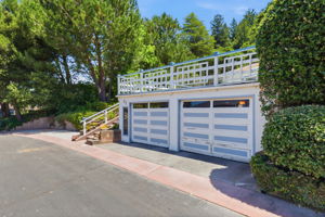  Photo 0