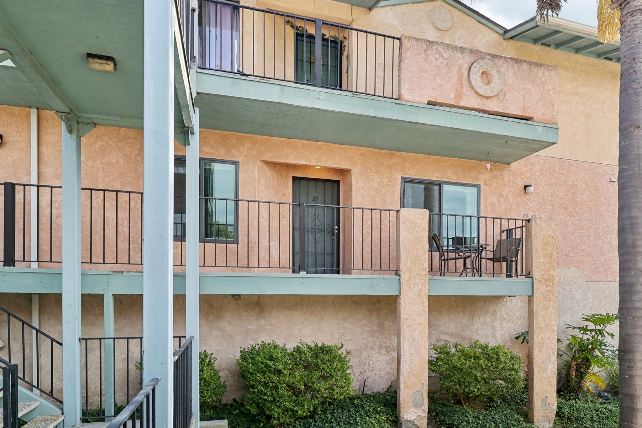 Canyon Dr 29-S1010-025.jpg