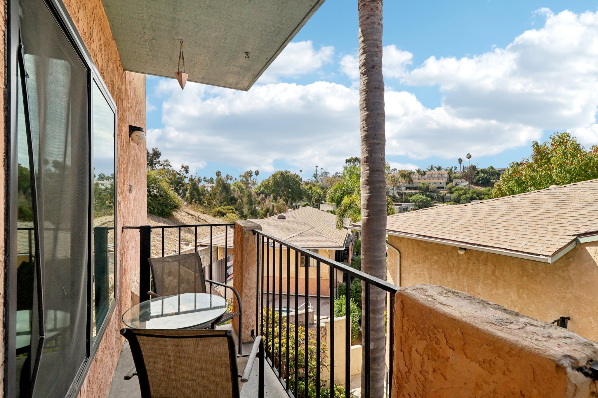 Canyon Dr 29-S1010-030.jpg