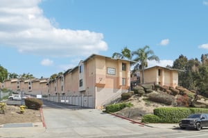 Canyon Dr 29-S1010-002.jpg