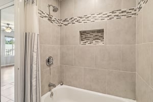 Canyon Dr 29-S1010-022.jpg