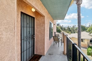 Canyon Dr 29-S1010-023.jpg