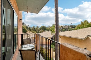 Canyon Dr 29-S1010-030.jpg