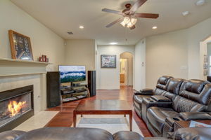 Griffith Dr-011