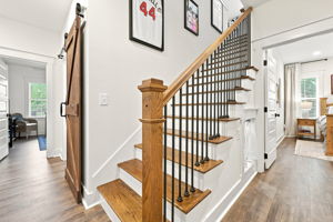  Photo 23
