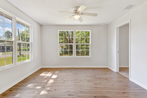 5520 21st St, Zephyrhills, FL 33542, USA Photo 5