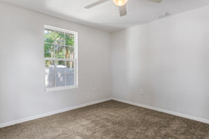 5520 21st St, Zephyrhills, FL 33542, USA Photo 11