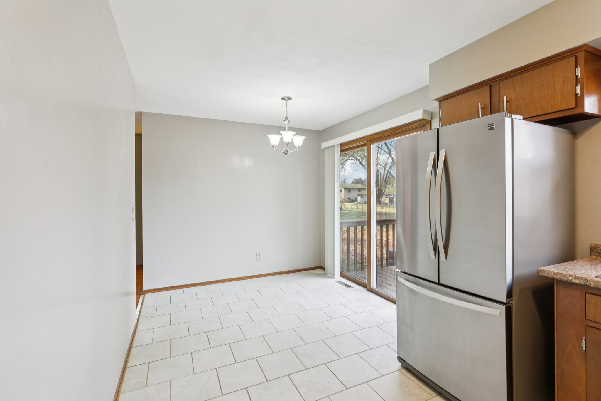 Leanne Ln-S2011-011.jpg