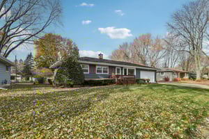 Leanne Ln-S2011-004.jpg