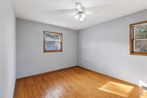 Leanne Ln-S2011-017.jpg