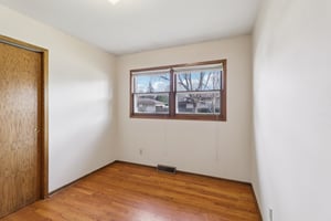 Leanne Ln-S2011-024.jpg