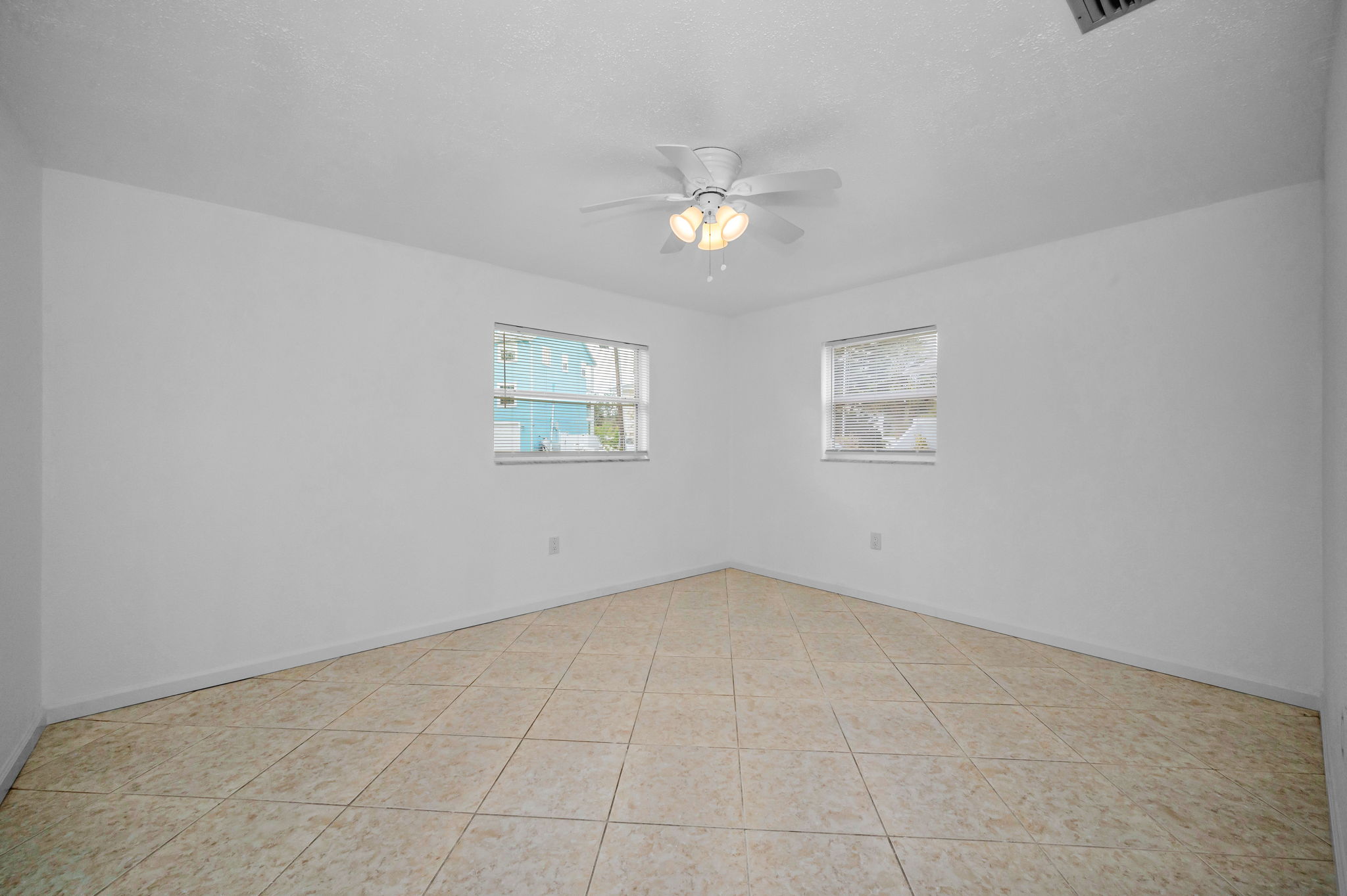 Bedroom2a