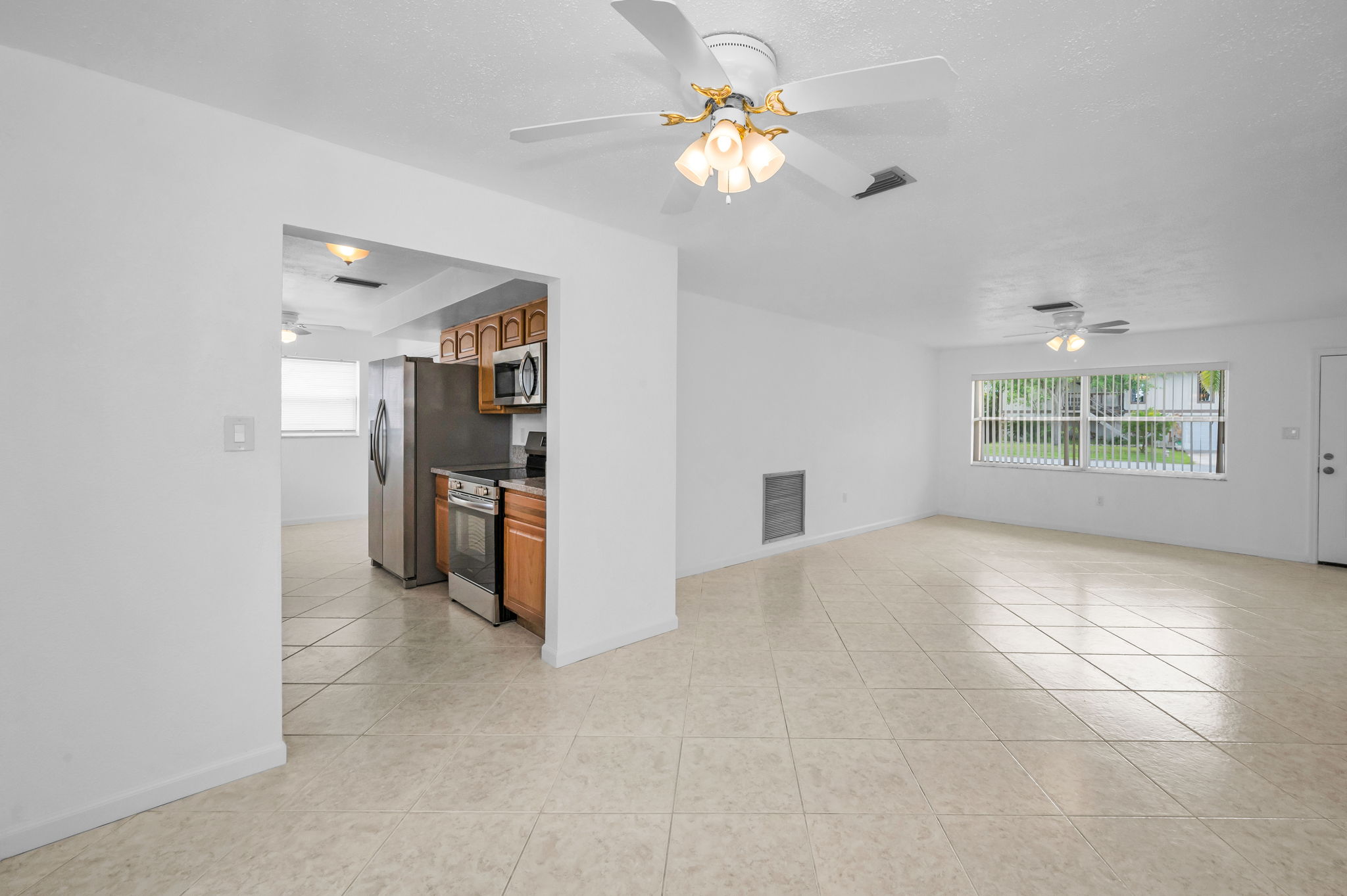 Dining Room2