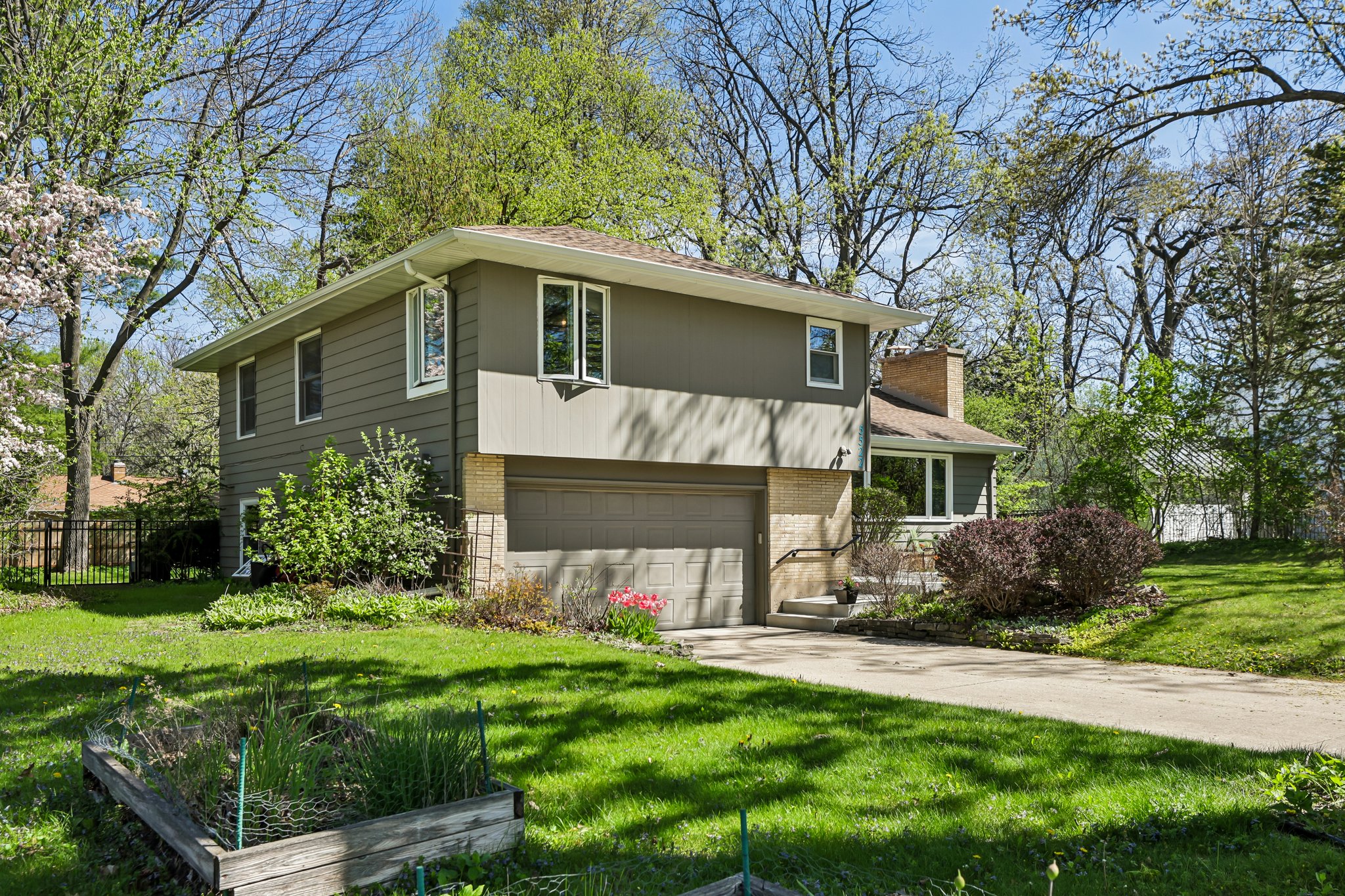 Barton Rd-S2904-003.jpg