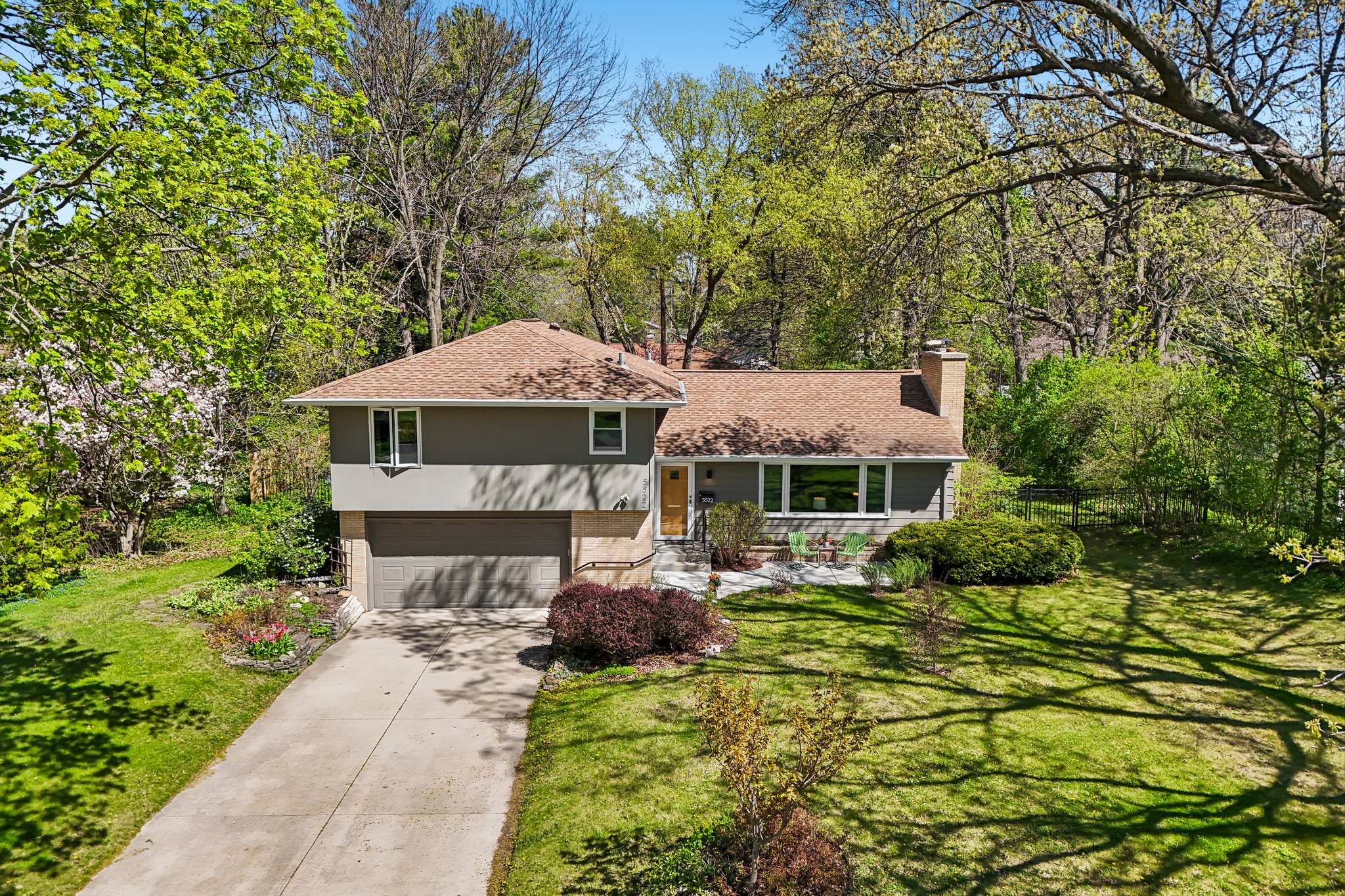 Barton Rd-S2904-059.jpg