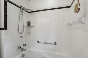 Barton Rd-S2904-023.jpg