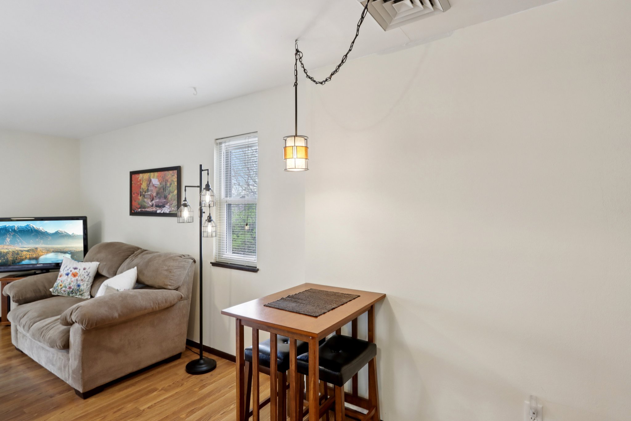 Century Ave 3-S1404-015.jpg