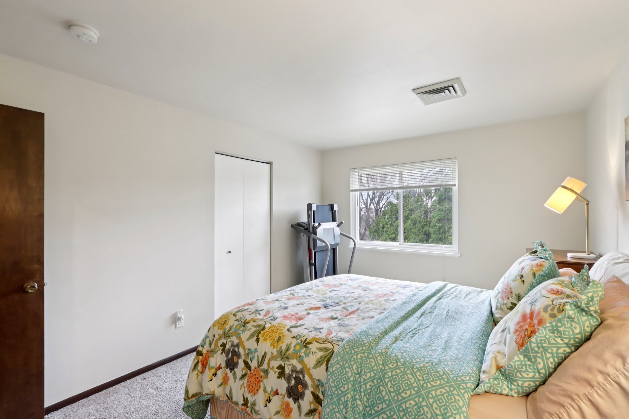 Century Ave 3-S1404-026.jpg