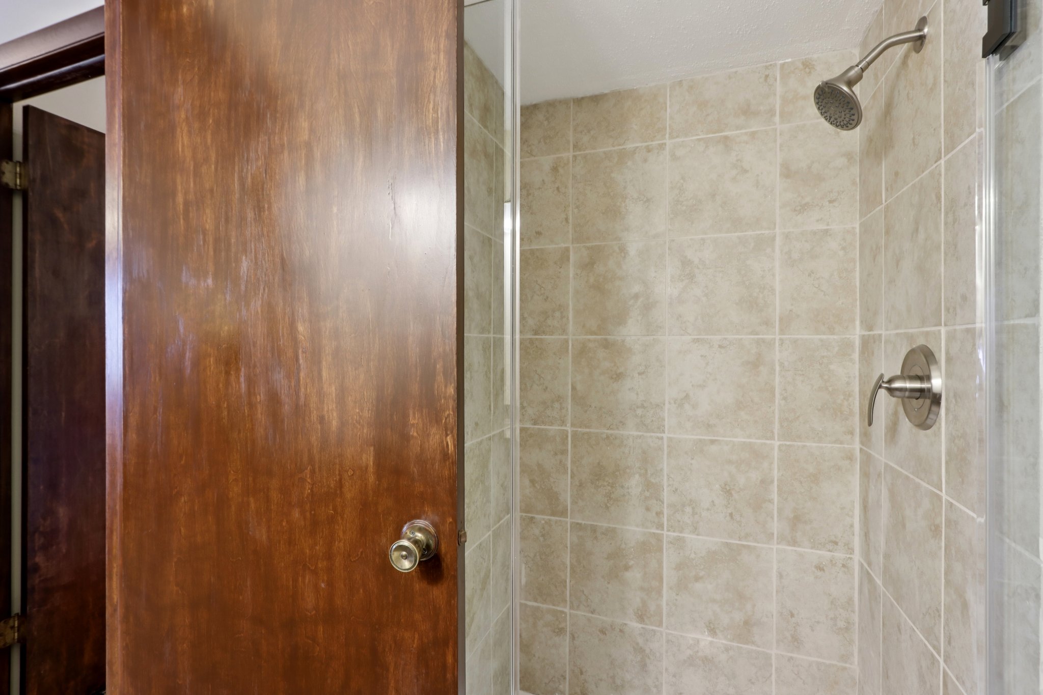 Century Ave 3-S1404-033.jpg