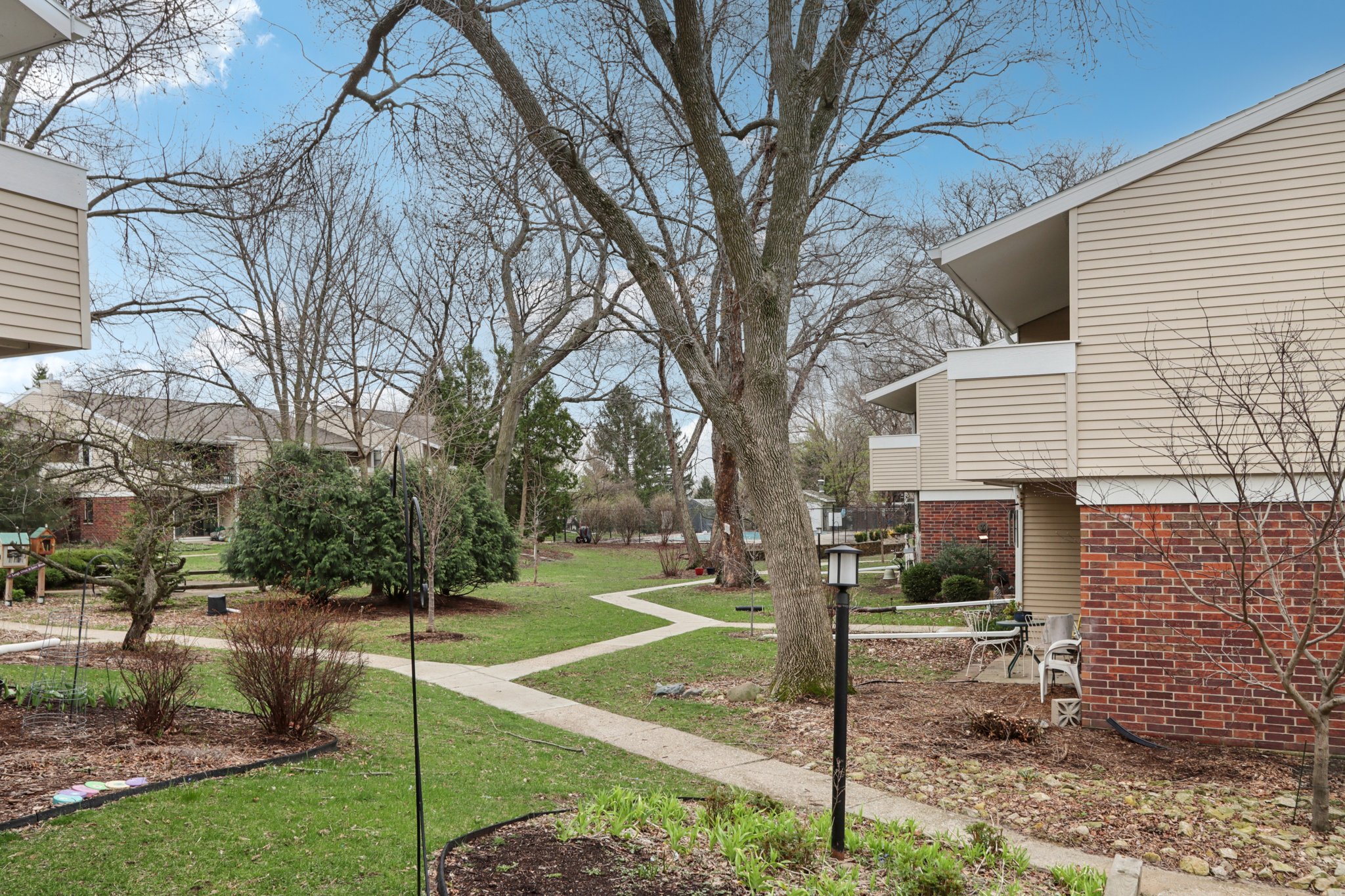 Century Ave 3-S1404-040.jpg