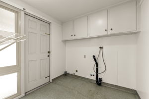 Photo 49