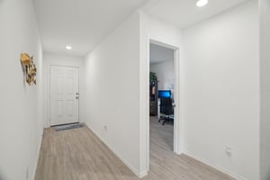 Elm Valley Dr-01042025-016.jpg