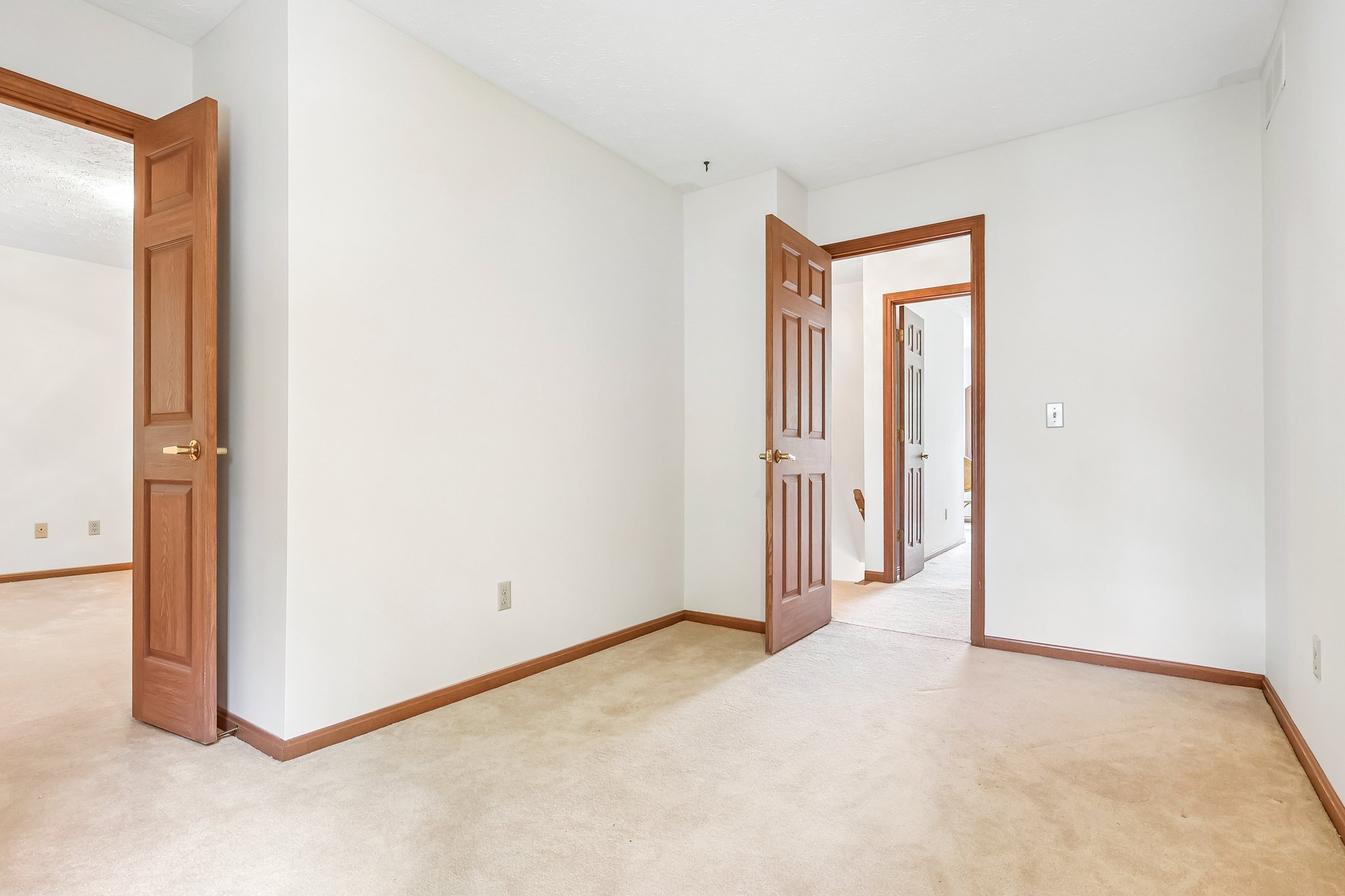 - 5523 Pheasants Walk Dr-S1809-1-031.jpg