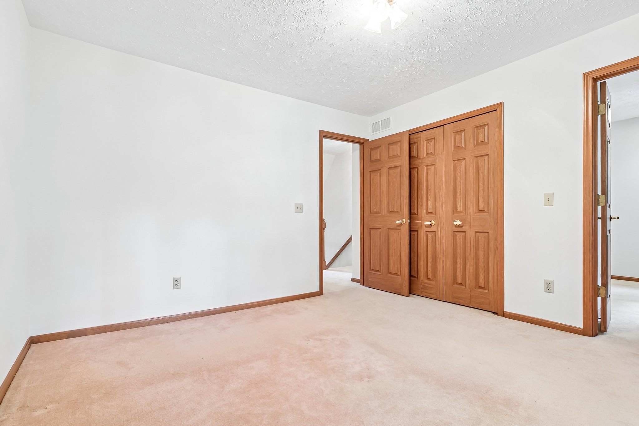 - 5523 Pheasants Walk Dr-S1809-1-035.jpg