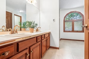 - 5523 Pheasants Walk Dr-S1809-1-024.jpg