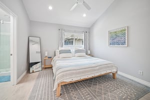 Driftwood St-S1208-027.jpg