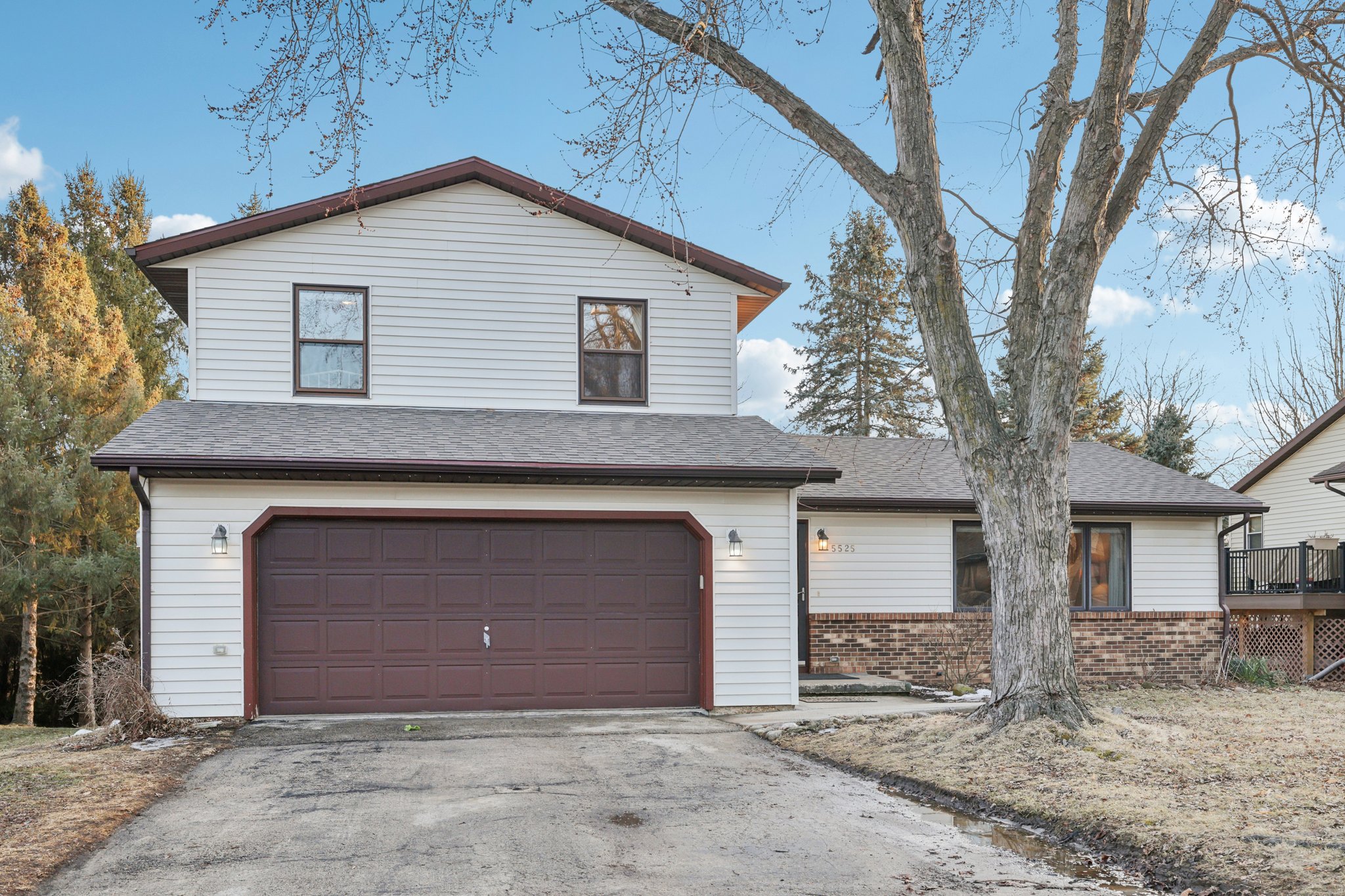 Forge Dr-S1702-002.jpg