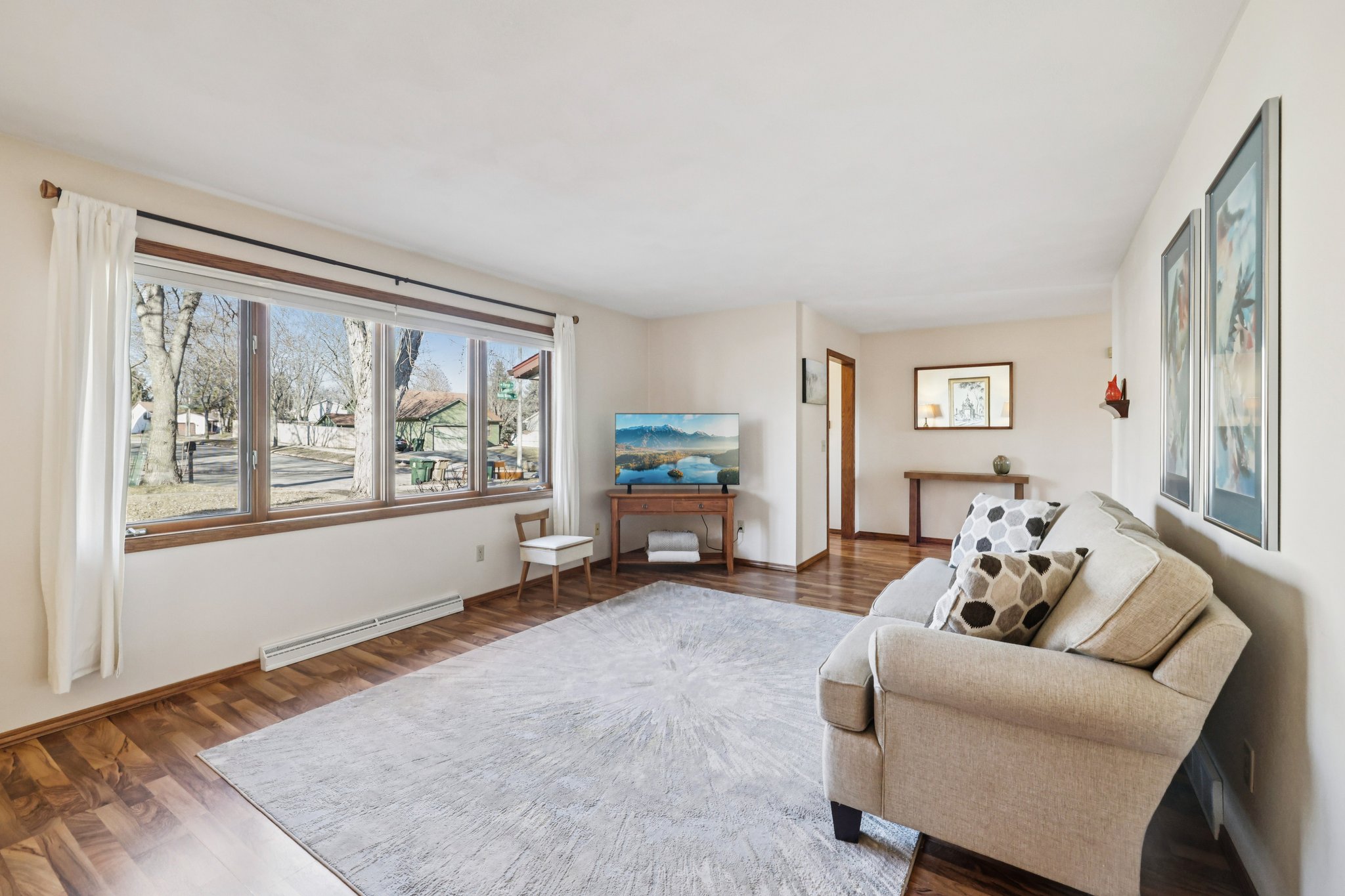 Forge Dr-S1702-006.jpg