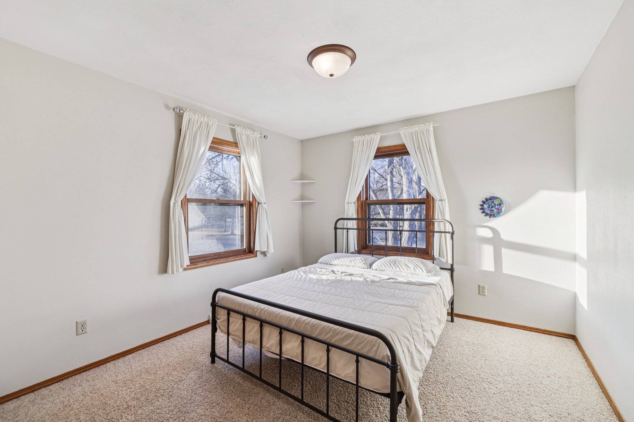 Forge Dr-S1702-031.jpg