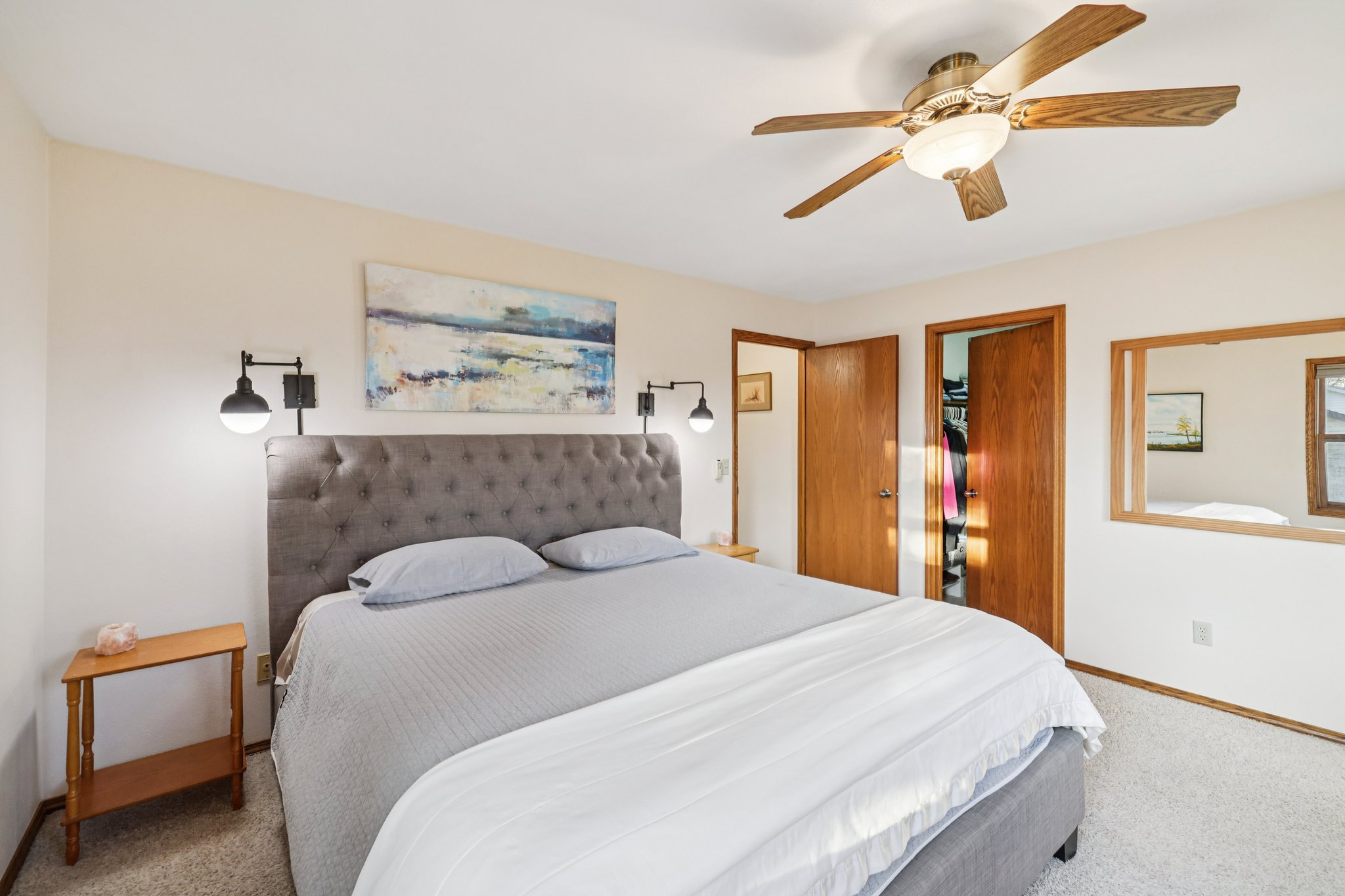 Forge Dr-S1702-038.jpg