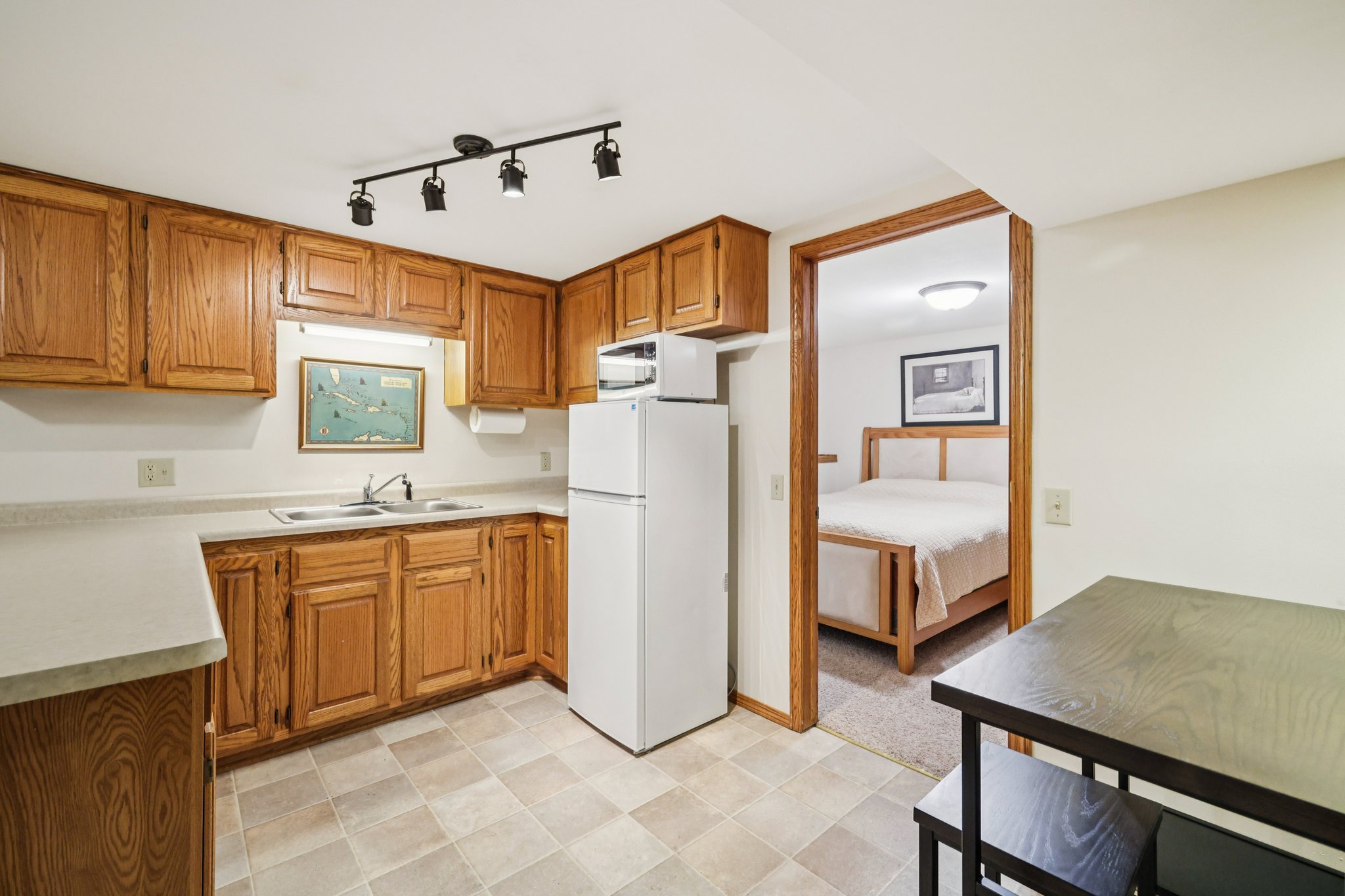 Forge Dr-S1702-044.jpg