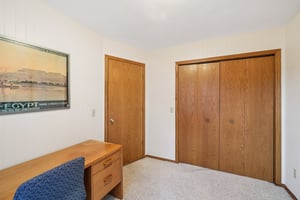 Forge Dr-S1702-022.jpg