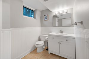  Photo 63