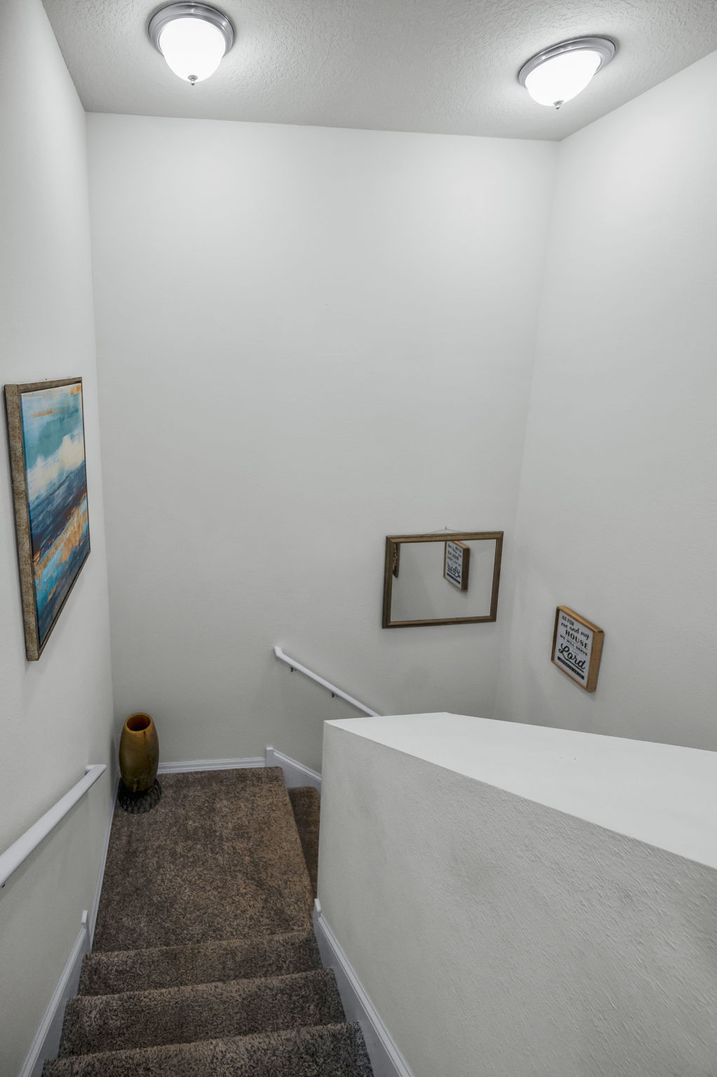 Upper Level Staircase2