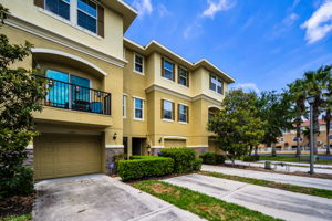Front Exterior2