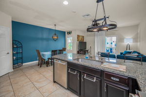 Main Level Kitchen5