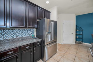 Main Level Kitchen6