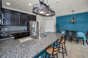 Main Level Kitchen7