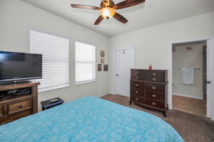 Upper Level Guest Bedroom2b